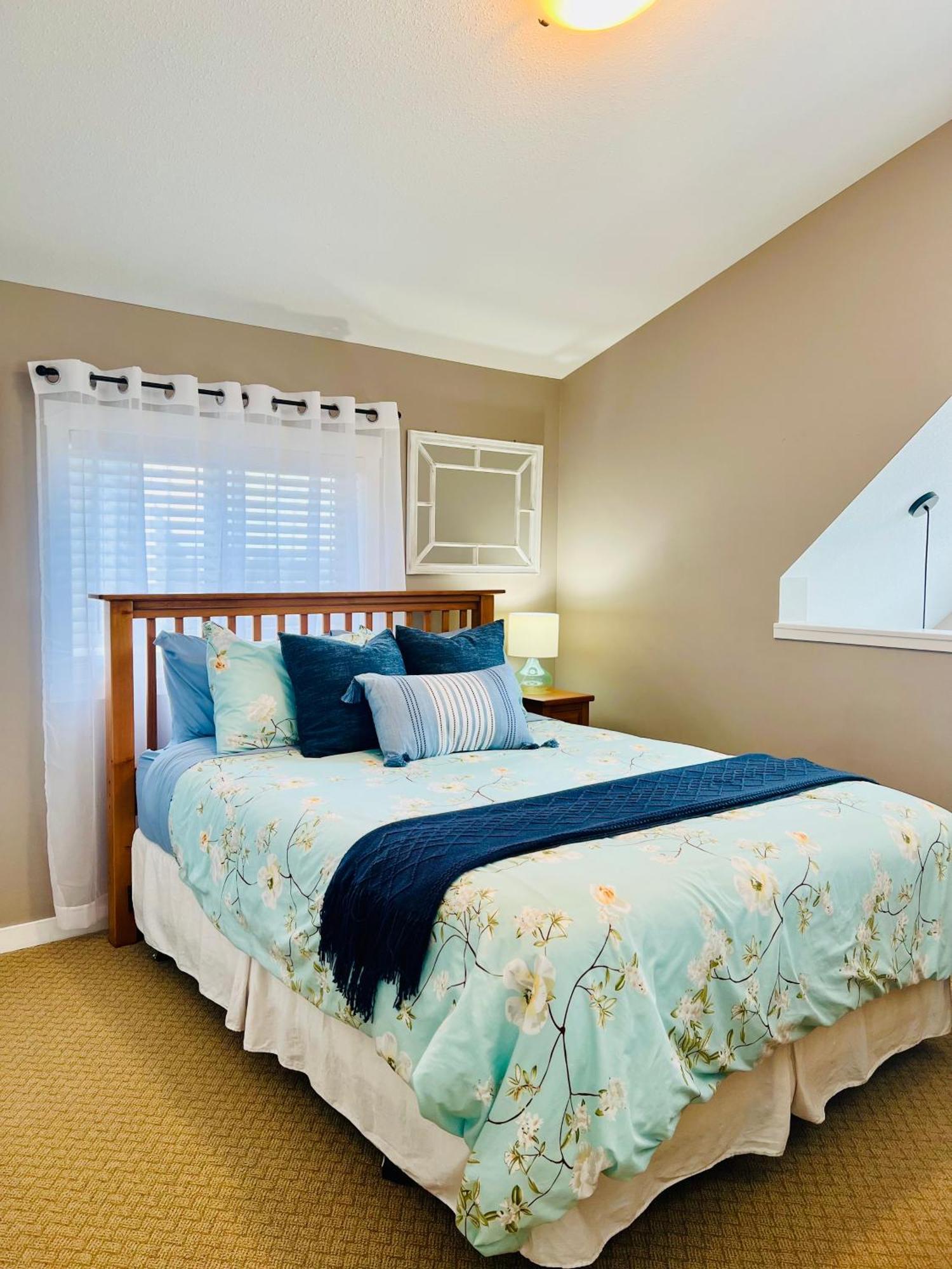 Jasmine Cottage Kelowna Exterior foto